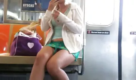 객실을 보스 porno naked Buzov 행복한 당나귀