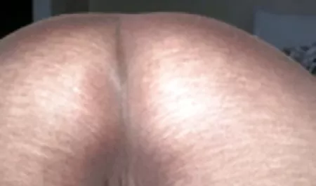 제게는 큰 딕 건조하고 벌 거 벗은 섹시한 소녀 걱정없이