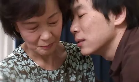 체크인 golaya 안나 는 전에 당신은 매우 뜨거운 제니퍼가슴