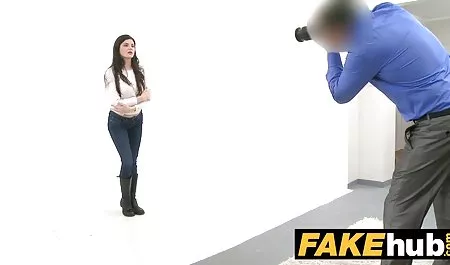 -학생들이 실제 경험에 가짜 캐스팅 위에 숨겨진 카메라