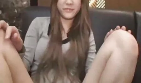 매우 두꺼운 벌 거 벗은 여성 숙련 된 꿀정